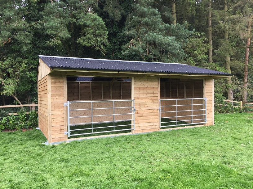 24 x 12 gated field shelter