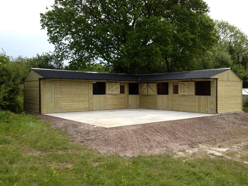 Four Stables & Tack Room 'L' Block Four Stables & Tack Room 'L' Block